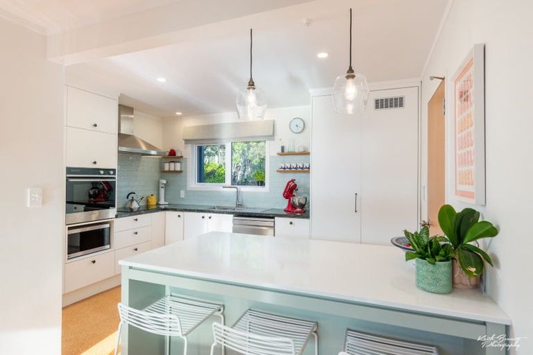 Photo of property in 39 Clutha Avenue, Khandallah, Wellington, 6035