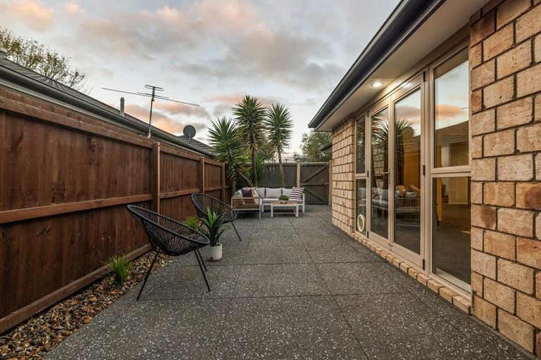 Photo of property in 53a Harris Crescent, Papanui, Christchurch, 8053