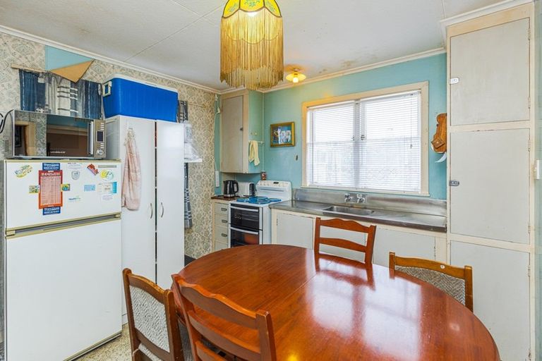 Photo of property in 23 Kauri Street, Gonville, Whanganui, 4501