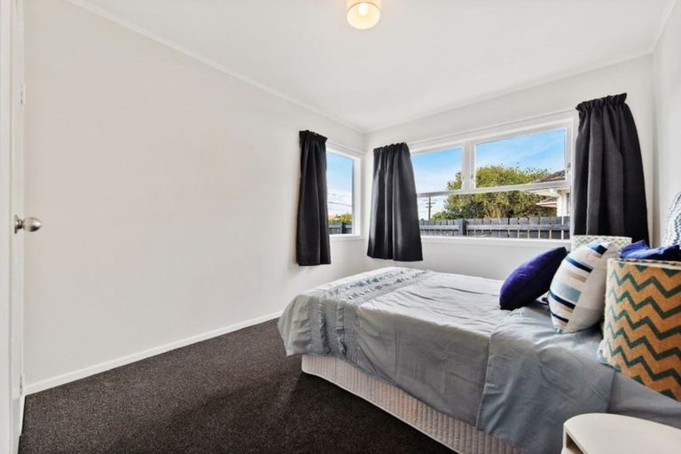 Photo of property in 20 Lyncroft Street, Mangere East, Auckland, 2024