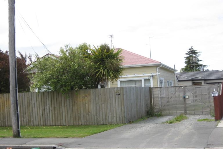Photo of property in 37 Matlock Street, Woolston, Christchurch, 8062