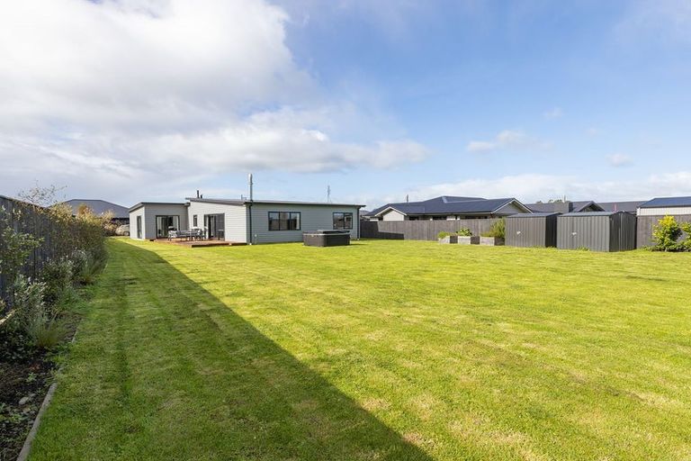 Photo of property in 12 Wycliffe Place, Solway, Masterton, 5810