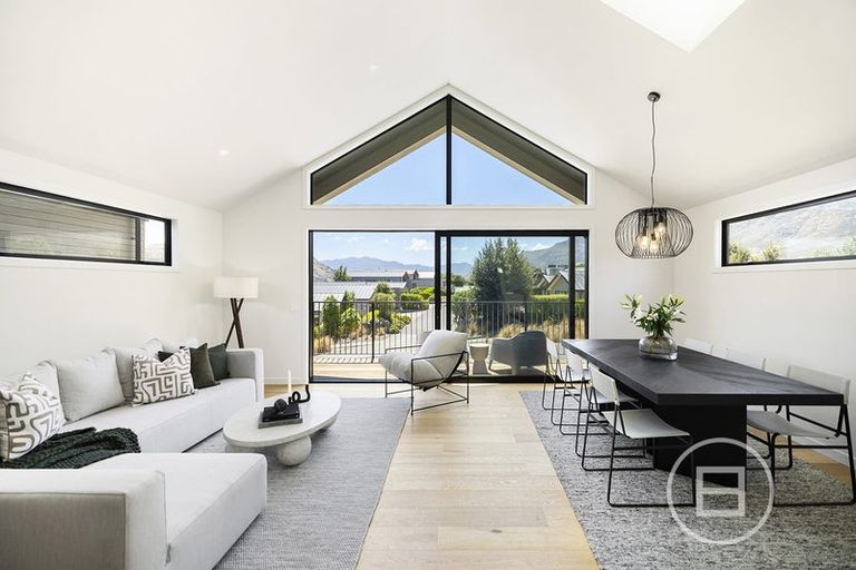 Photo of property in 45a Mcadam Drive, Jacks Point, Queenstown, 9371