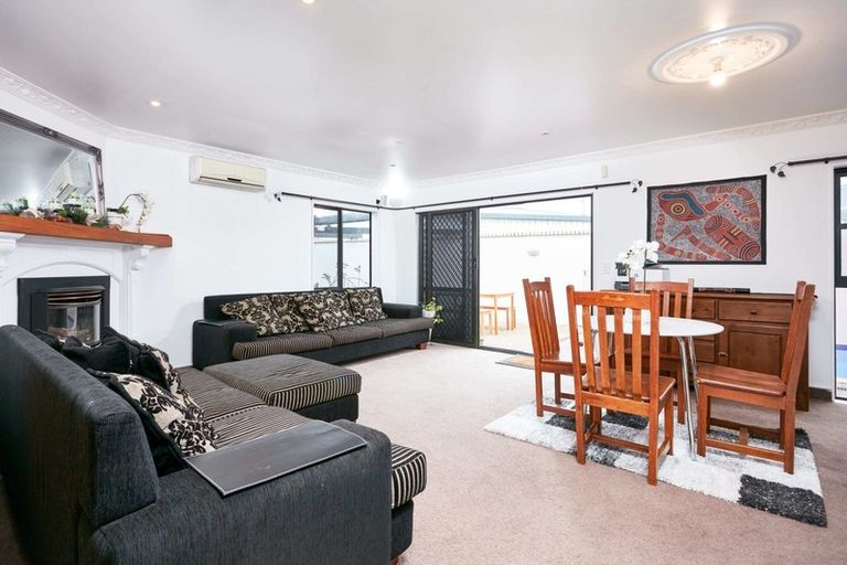 Photo of property in 5 Coulston Place, Riverdale, Gisborne, 4010