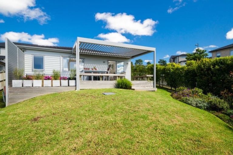 Photo of property in 18 Alloway Street, Westgate, Auckland, 0614