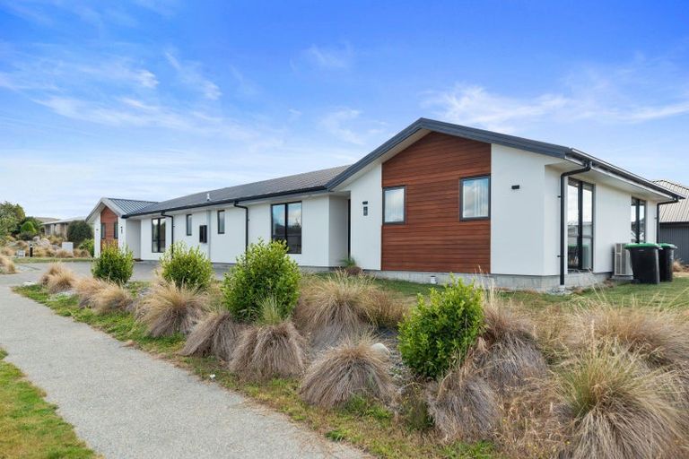 Photo of property in 1 Rodman Lane, Lake Tekapo, 7999