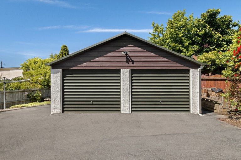 Photo of property in 97 Glenross Street, Glenross, Dunedin, 9011