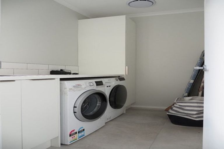 Photo of property in 9 Roundel Crescent, Whenuapai, Auckland, 0618