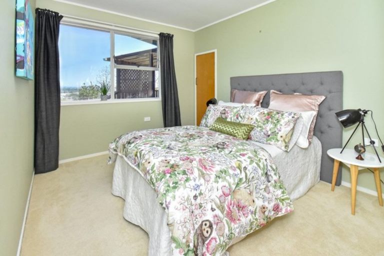 Photo of property in 20 Red Hill Road, Red Hill, Papakura, 2110