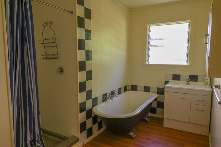 Photo of property in 22 Edinburgh Place, Balclutha, 9230