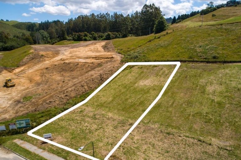 Photo of property in 21 Baxendale Drive, Matipo Heights, Rotorua, 3015
