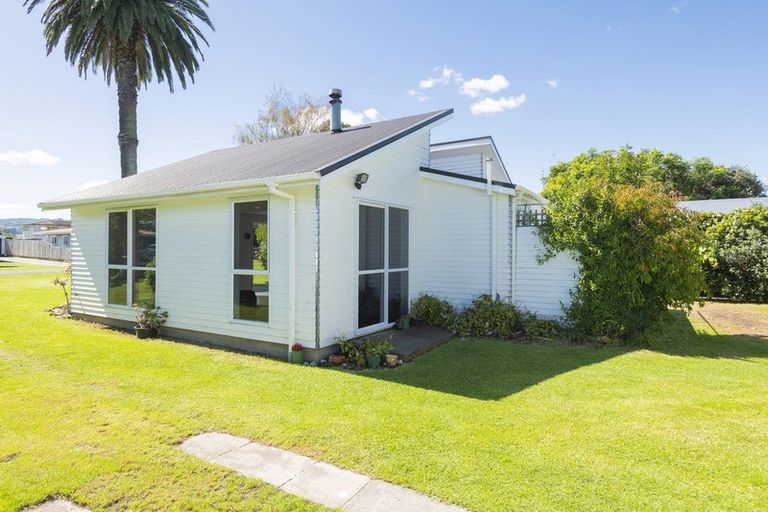 Photo of property in 8 Parker Street, Elgin, Gisborne, 4010
