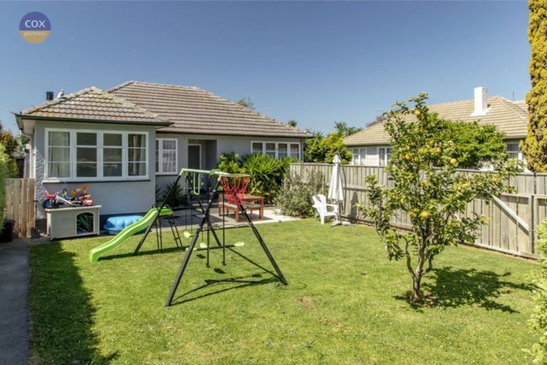 Photo of property in 10 Barton Avenue, Marewa, Napier, 4110