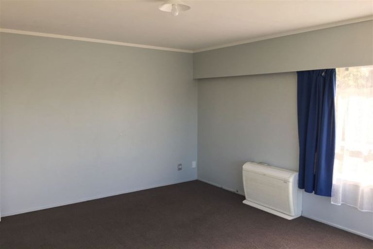 Photo of property in 6/126 Lynwood Road, New Lynn, Auckland, 0600