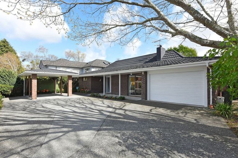 Photo of property in 357 Fergusson Drive, Heretaunga, Upper Hutt, 5018