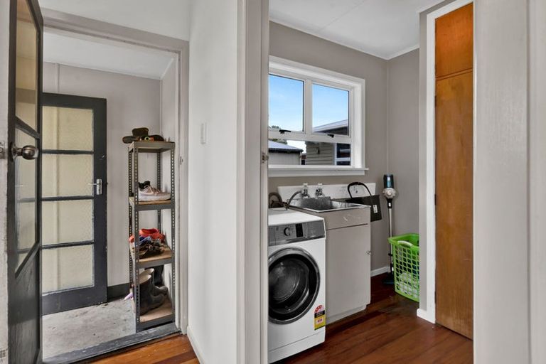 Photo of property in 9 Koromiko Street, Inglewood, 4330