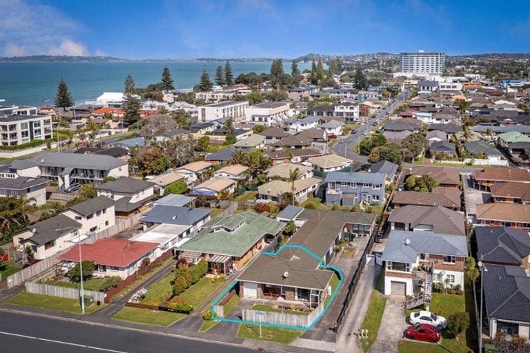 Photo of property in 10a West Hoe Road, Orewa, 0931