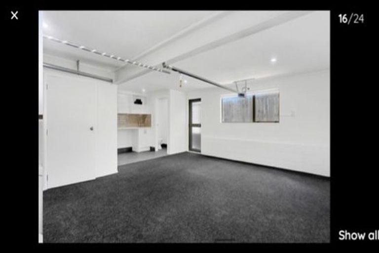 Photo of property in 2/17 Oliver Street, Point Chevalier, Auckland, 1022