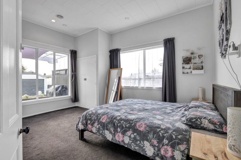 Photo of property in 36 Cloten Road, Stratford, 4332