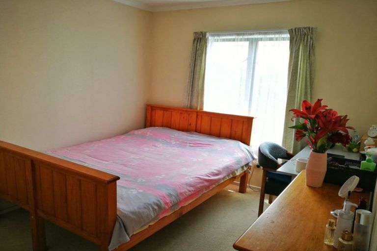 Photo of property in Tuscany Towers, 83/1 Ambrico Place, New Lynn, Auckland, 0600