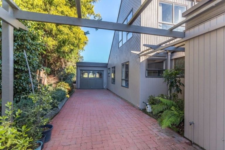 Photo of property in 1081 Queen Street East, Levin, 5571