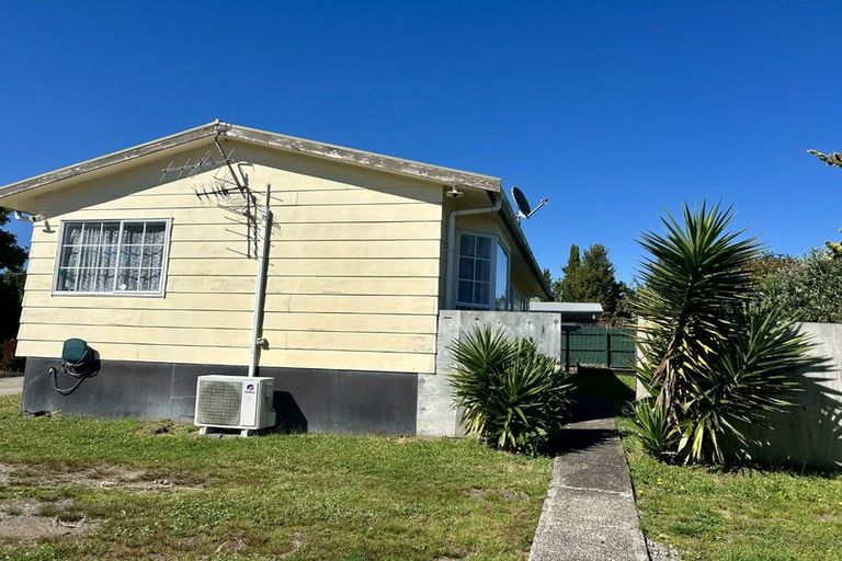 Photo of property in 20a Camellia Drive, Ngongotaha, Rotorua, 3010