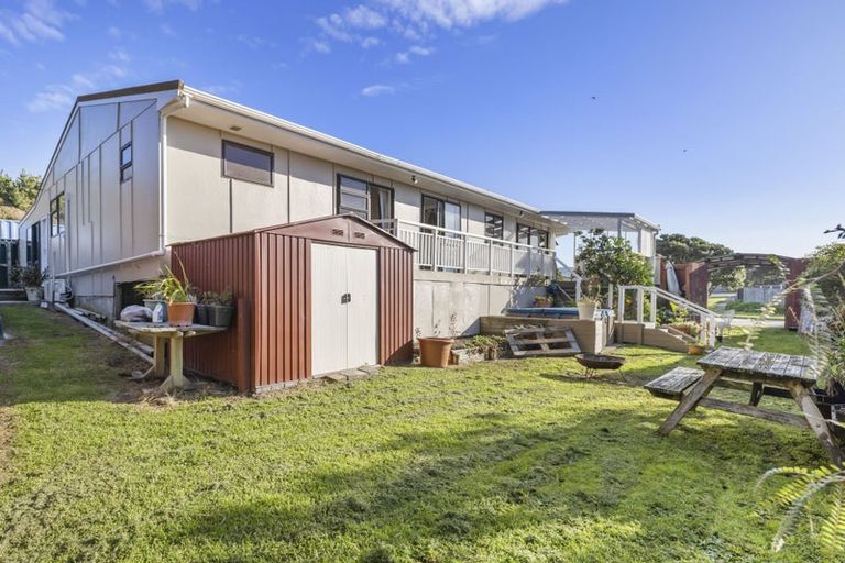 Photo of property in 24 Scott Avenue, Otaki Beach, Otaki, 5512