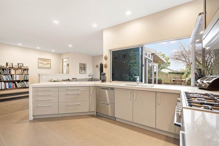 Photo of property in 5 Drysdale Place, Somerville, Auckland, 2014