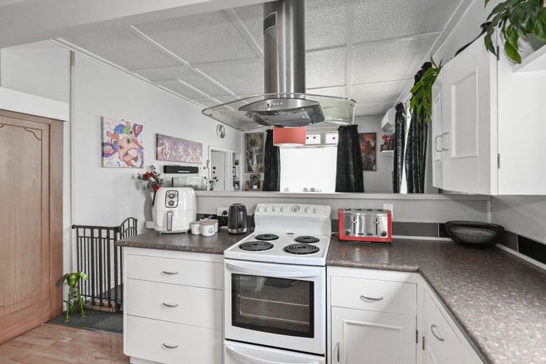 Photo of property in 907a Lyell Street, Akina, Hastings, 4122