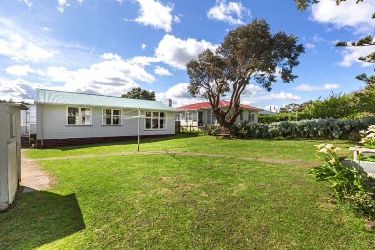 Photo of property in 18 Waiuta Street, Titahi Bay, Porirua, 5022