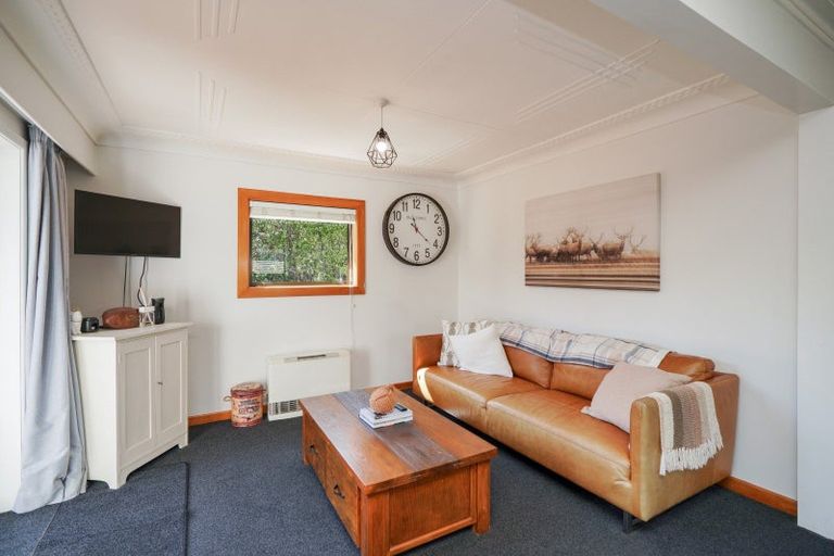 Photo of property in 82 Lowe Street, Avenal, Invercargill, 9810