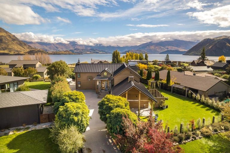 Photo of property in 15 Penrith Park Drive, Wanaka, 9305