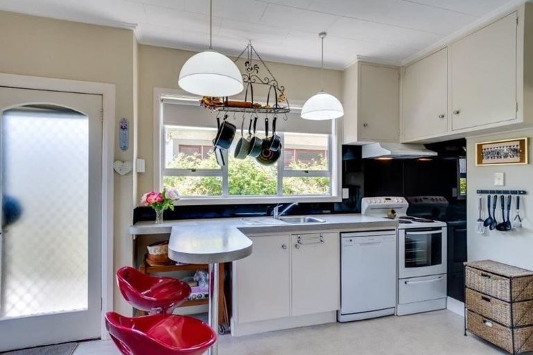 Photo of property in 195 Kennedy Road, Marewa, Napier, 4110