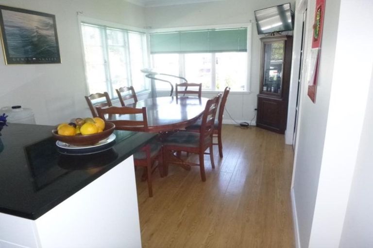 Photo of property in 14 Cornwall Street, Hutt Central, Lower Hutt, 5010