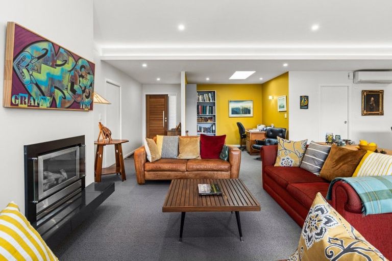 Photo of property in 1 Rotoiti Way, Poraiti, Napier, 4112