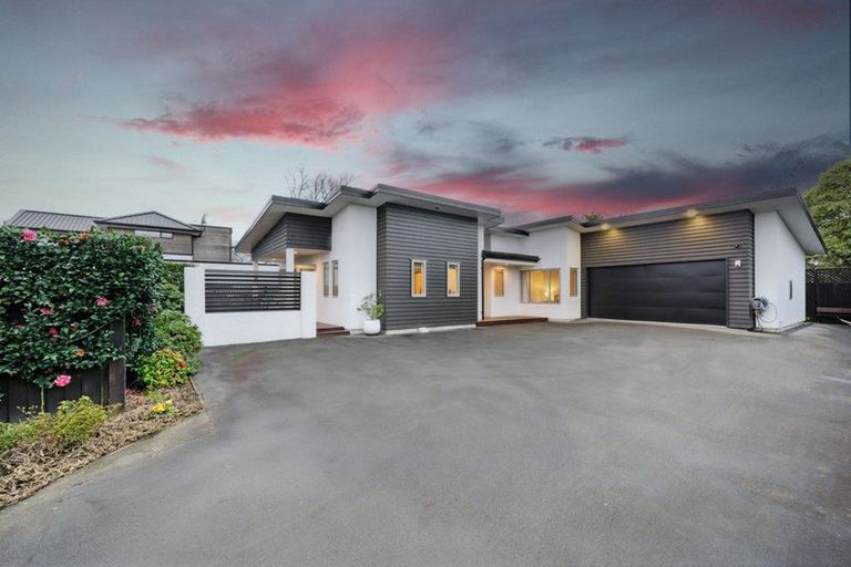Photo of property in 56a Weston Road, St Albans, Christchurch, 8052