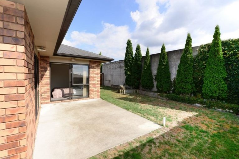 Photo of property in 13 Shrule Place, Huntington, Hamilton, 3210