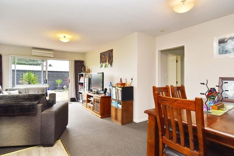 Photo of property in 2/91 Bayswater Crescent, Bromley, Christchurch, 8062