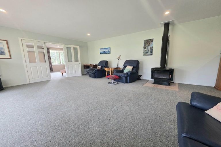 Photo of property in 374 Airedale Road, Weston, Oamaru, 9492