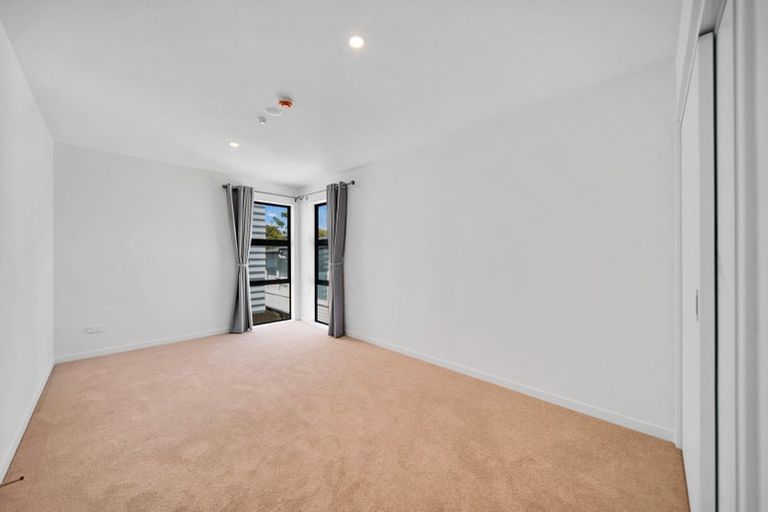 Photo of property in 48a Ambler Avenue, Glen Eden, Auckland, 0602