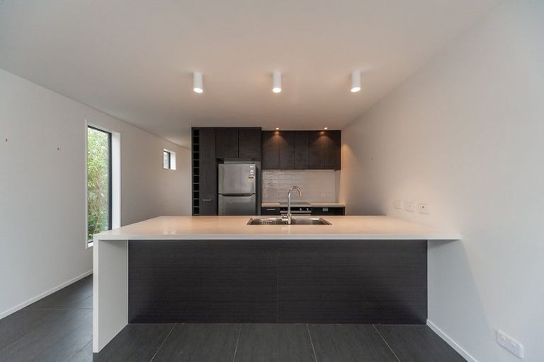 Photo of property in 21/104 Maupuia Road, Maupuia, Wellington, 6022