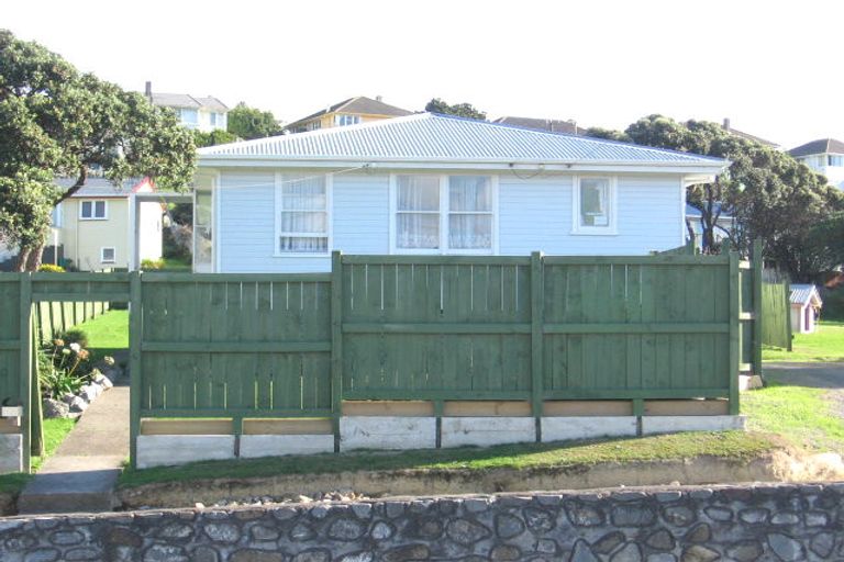 Photo of property in 94 Te Pene Avenue, Titahi Bay, Porirua, 5022