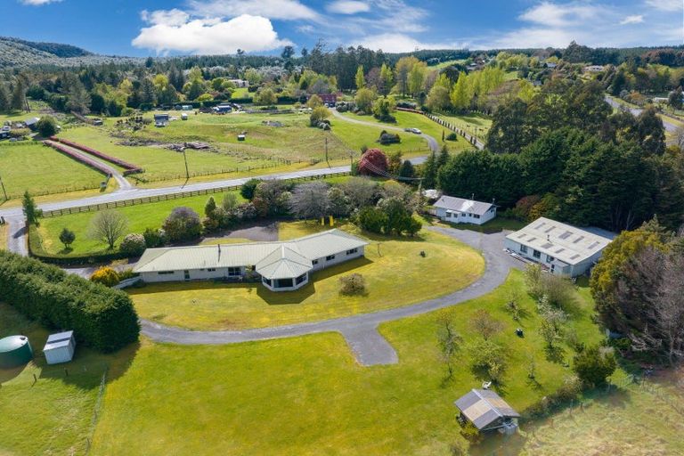 Photo of property in 52 Caroline Drive, Maunganamu, Taupo, 3379