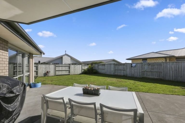 Photo of property in 14 Wentworth Lane, Waiwhakaiho, New Plymouth, 4312