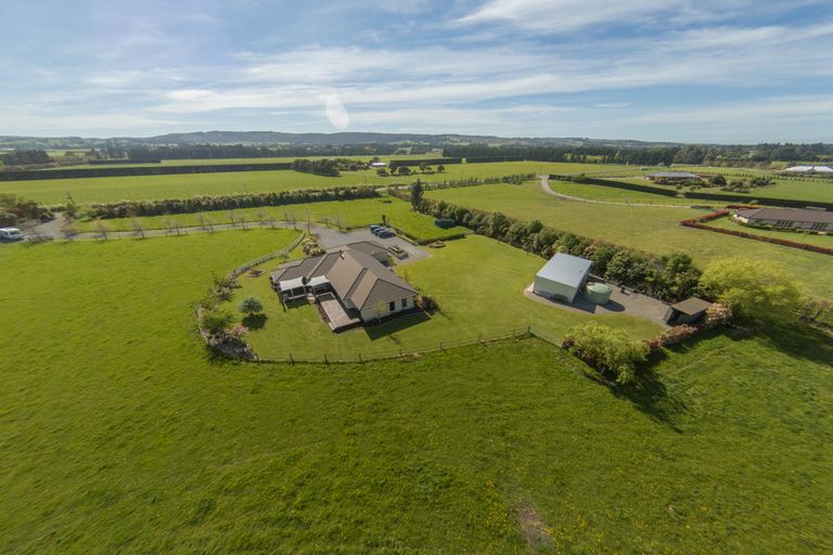 Photo of property in 797 Loburn Whiterock Road, Loburn, Rangiora, 7472