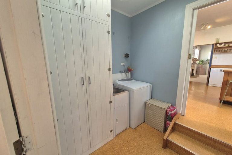 Photo of property in 403 Muritai Road, Eastbourne, Lower Hutt, 5013