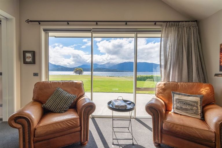 Photo of property in 140 Howden Street, Te Anau, 9600