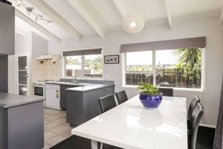 Photo of property in 39 Redwood Drive, Massey, Auckland, 0614