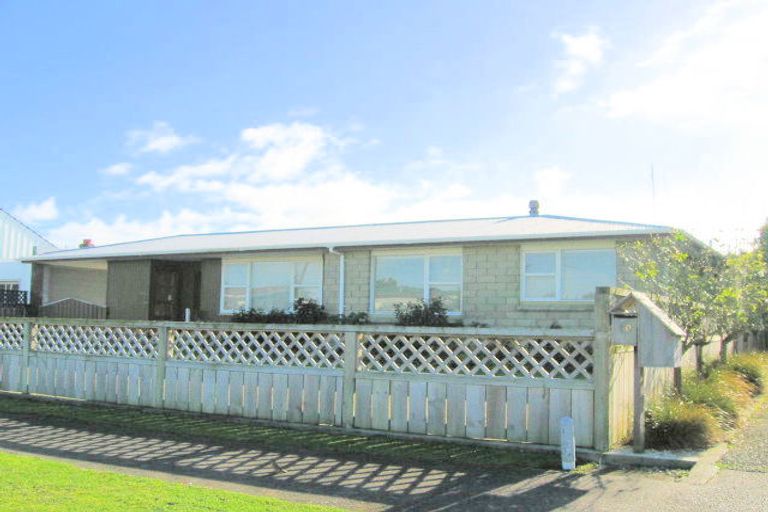 Photo of property in 8 Virginia Crescent, Feilding, 4702