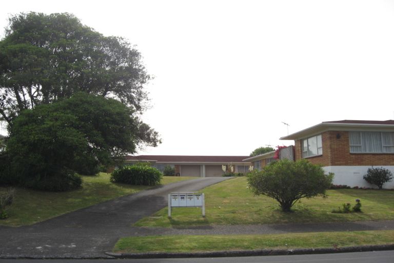 Photo of property in 4/3 Edinburgh Street, Pukekohe, 2120